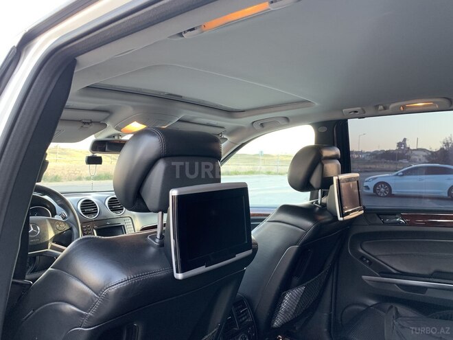 Mercedes ML 63 AMG 2009, 205,000 km - 6.2 л - Bakı