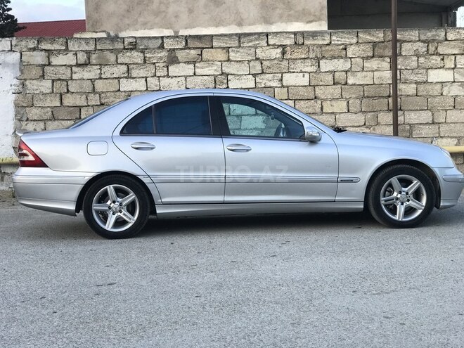 Mercedes C 200 2000, 11,265 km - 2.0 l - Bakı