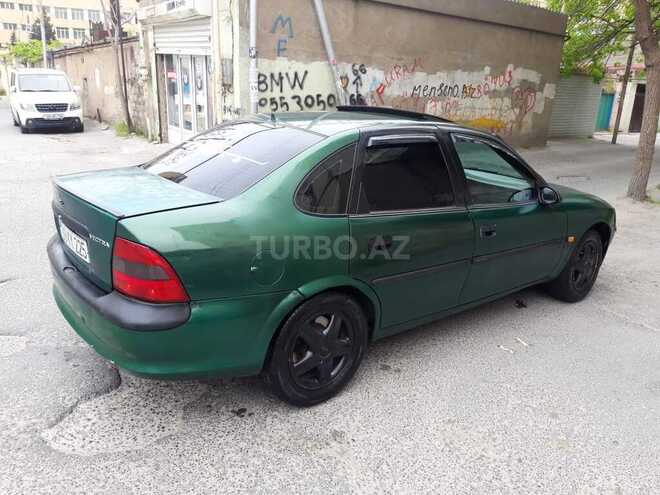 Opel Vectra 1996, 390,000 km - 2.0 l - Bakı
