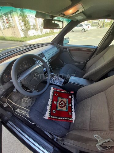 Mercedes C 180 2000, 261,000 km - 1.8 l - Bakı