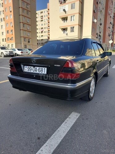 Mercedes C 180 2000, 261,000 km - 1.8 l - Bakı