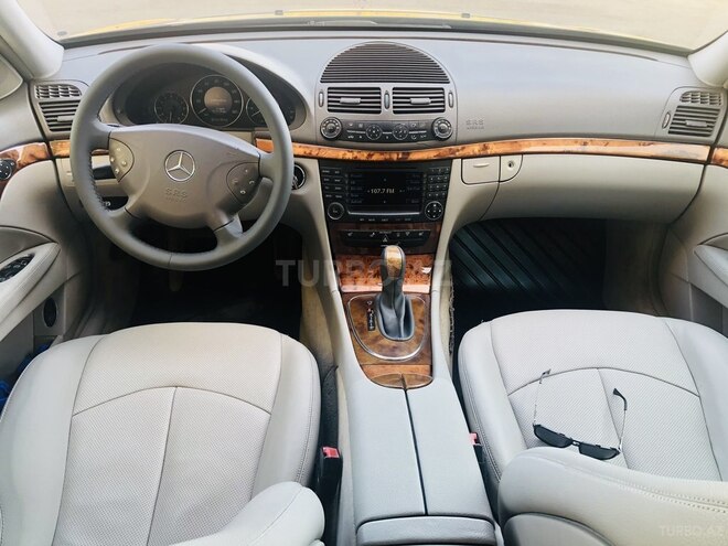 Mercedes E 320 2004, 353,000 km - 3.2 l - Bakı