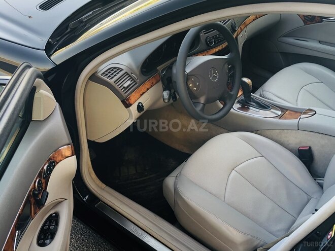 Mercedes E 320 2004, 353,000 km - 3.2 l - Bakı