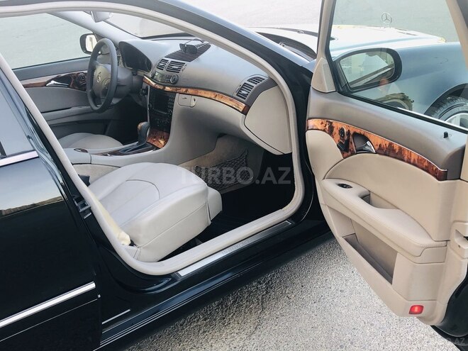 Mercedes E 320 2004, 353,000 km - 3.2 l - Bakı
