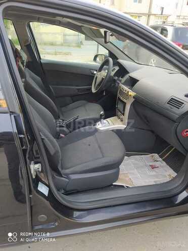Opel Astra 2006, 256,000 km - 1.6 л - Sumqayıt