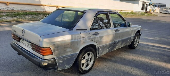 Mercedes 190 1985, 325,142 km - 2.0 л - Sumqayıt