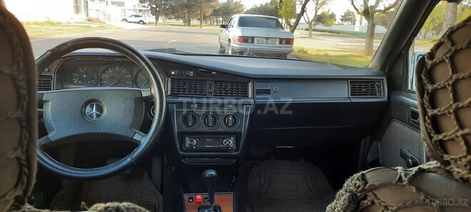 Mercedes 190 1985, 325,142 km - 2.0 л - Sumqayıt