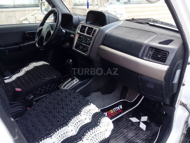 Mitsubishi Pajero io 1999, 364,000 km - 1.8 l - Sumqayıt