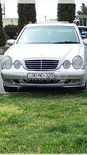 Mercedes E 320 2000, 304,841 km - 3.2 l - Zaqatala