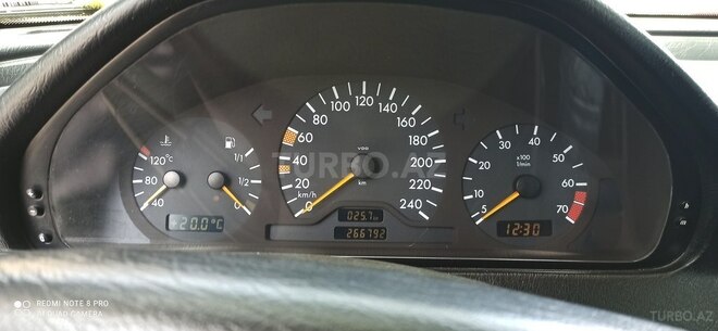 Mercedes C 180 1998, 262,000 km - 1.8 l - Bakı