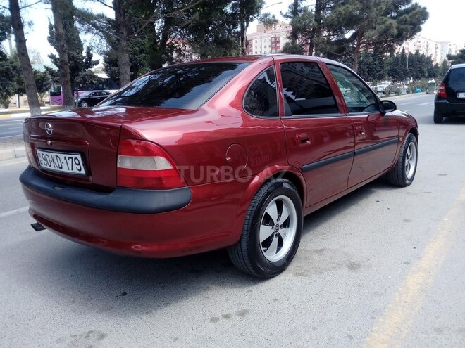 Opel Vectra 1997, 324,000 km - 1.6 л - Bakı