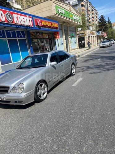 Mercedes E 280 2000, 248,000 km - 2.8 л - Bakı