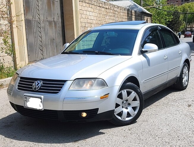 Volkswagen Passat 2004, 274,000 km - 1.8 l - Bakı