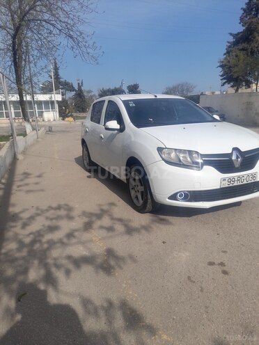 Renault Sandero 2014, 280,000 km - 1.6 l - Quba