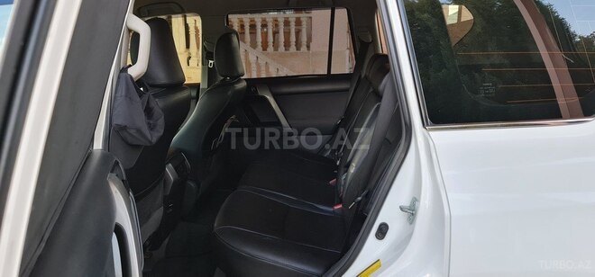 Toyota Prado 2011, 270,000 km - 3.0 l - Bakı