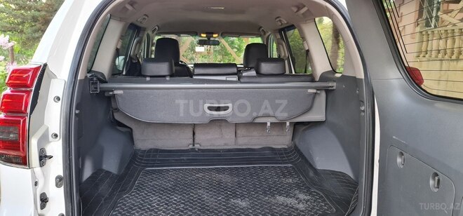 Toyota Prado 2011, 270,000 km - 3.0 l - Bakı