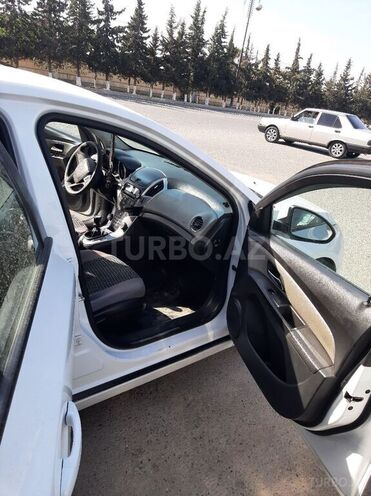 Chevrolet Cruze 2013, 23,000 km - 1.6 l - Şirvan
