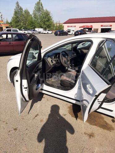 Chevrolet Cruze 2013, 23,000 km - 1.6 l - Şirvan