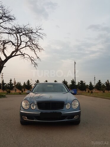 Mercedes E 220 2002, 220,000 km - 2.2 l - Xaçmaz