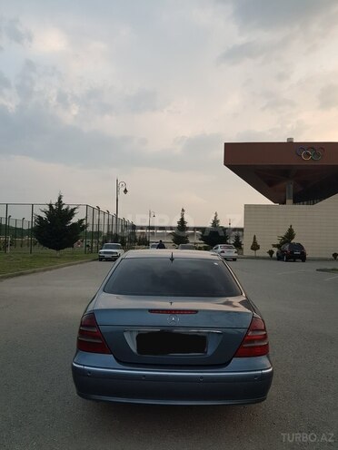 Mercedes E 220 2002, 220,000 km - 2.2 l - Xaçmaz