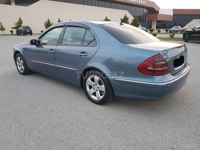 Mercedes E 220 2002, 220,000 km - 2.2 l - Xaçmaz