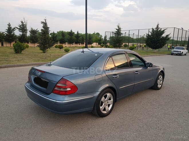 Mercedes E 220 2002, 220,000 km - 2.2 l - Xaçmaz
