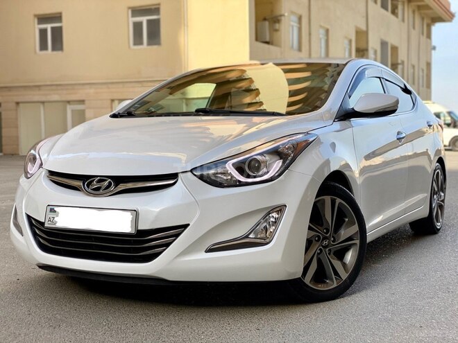 Hyundai Elantra 2015, 124,000 km - 1.8 л - Bakı