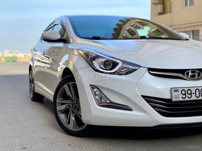 Hyundai Elantra 2015, 124,000 km - 1.8 л - Bakı