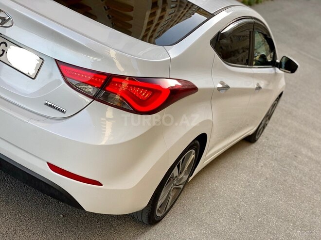 Hyundai Elantra 2015, 124,000 km - 1.8 л - Bakı