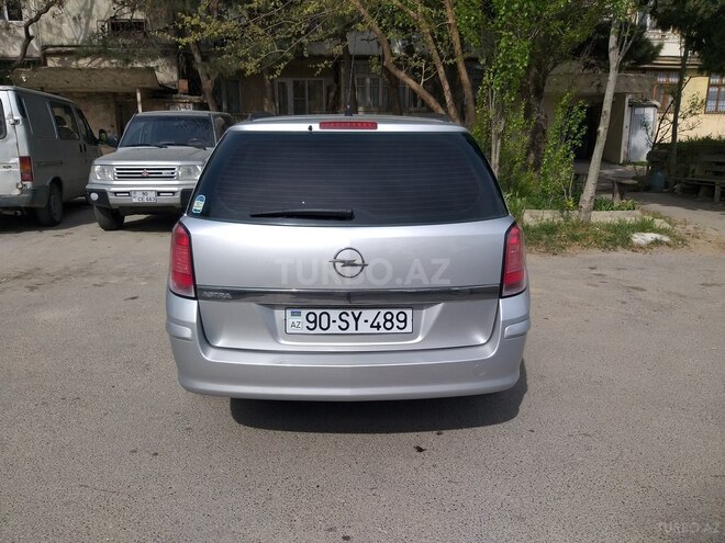 Opel Astra 2005, 179,000 km - 1.4 л - Bakı