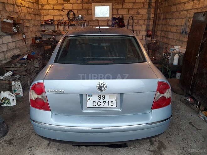 Volkswagen Passat 2003, 10,200 km - 2.0 l - Xaçmaz