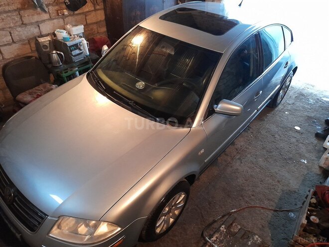 Volkswagen Passat 2003, 10,200 km - 2.0 l - Xaçmaz