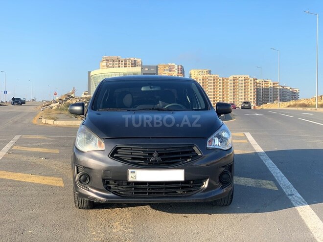Mitsubishi Attrage 2014, 200,000 km - 1.2 l - Bakı