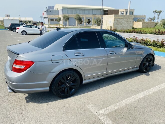 Mercedes C 300 2011, 216,829 km - 3.0 л - Bakı