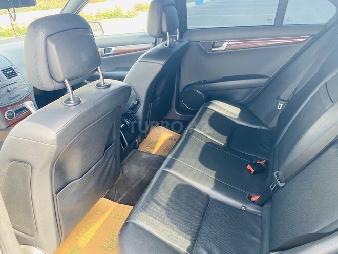 Mercedes C 300 2011, 216,829 km - 3.0 л - Bakı