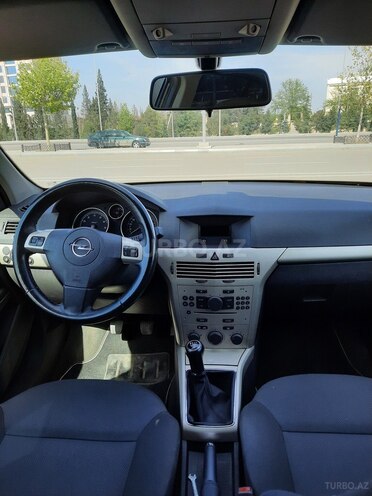 Opel Astra 2007, 184,000 km - 1.4 л - Gəncə