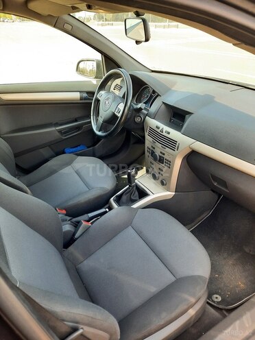 Opel Astra 2007, 184,000 km - 1.4 л - Gəncə