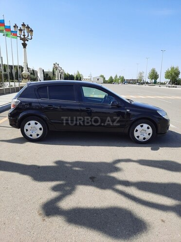 Opel Astra 2007, 184,000 km - 1.4 л - Gəncə