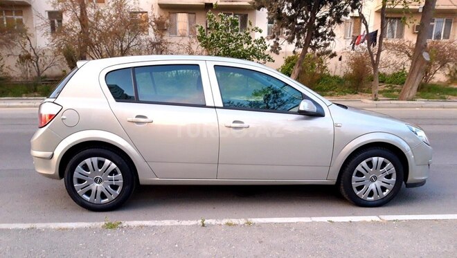 Opel Astra 2006, 193,316 km - 1.3 l - Bakı