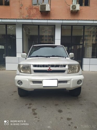 Mitsubishi Pajero io 1999, 321,456 km - 2.0 l - Bakı