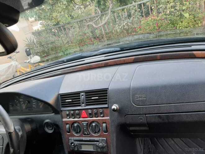 Mercedes C 240 2000, 300,000 km - 2.4 l - Bakı