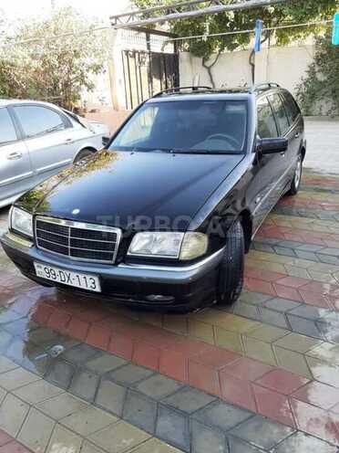 Mercedes C 240 2000, 300,000 km - 2.4 l - Bakı