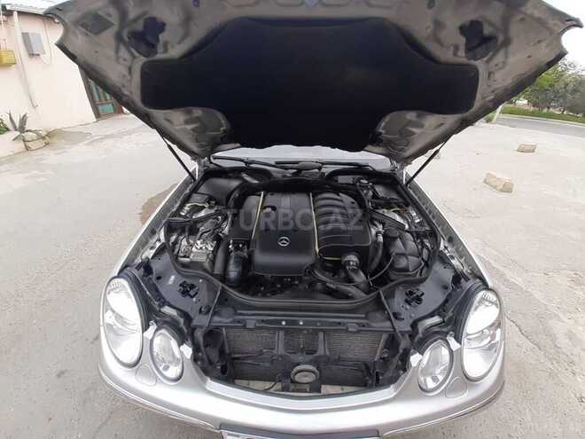 Mercedes E 270 2004, 178,654 km - 2.7 л - Bakı