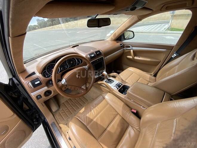 Porsche Cayenne Turbo 2004, 132,000 km - 4.5 l - Bakı