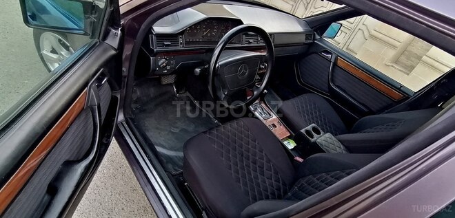 Mercedes E 230 1992, 287,000 km - 2.3 л - Bakı