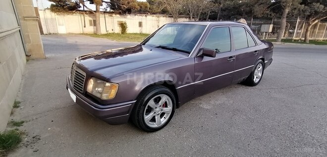 Mercedes E 230 1992, 287,000 km - 2.3 л - Bakı