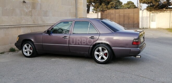 Mercedes E 230 1992, 287,000 km - 2.3 л - Bakı