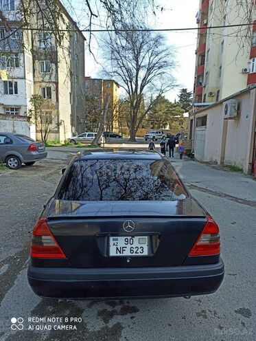 Mercedes C 200 1997, 330,000 km - 2.0 л - Bakı