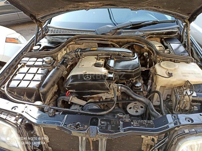 Mercedes C 200 1997, 330,000 km - 2.0 л - Bakı