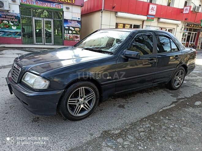 Mercedes C 200 1997, 330,000 km - 2.0 л - Bakı
